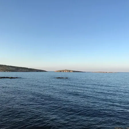 Summer House * خليج سانت بول